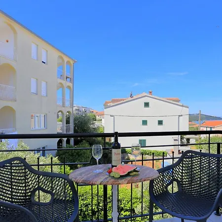 With A Parking Space Okrug Gornji, Ciovo - 19711 Appartement