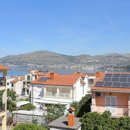 With A Parking Space Okrug Gornji, Ciovo - 19711