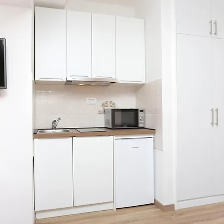 Lejlighed With A Parking Space Okrug Gornji, Ciovo - 19711 *