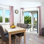 Apartment With A Parking Space Okrug Gornji, Ciovo - 19711 Trogir