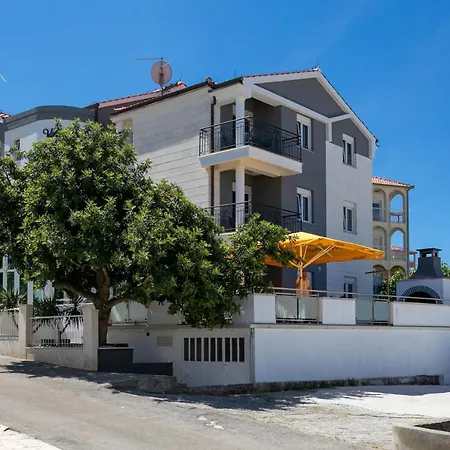 With A Parking Space Okrug Gornji, Ciovo - 19711 Apartment Trogir
