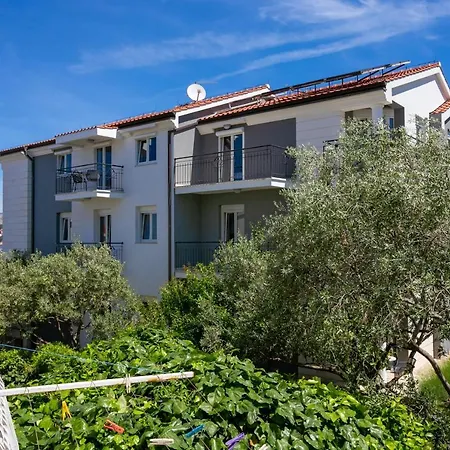 Lägenhet With A Parking Space Okrug Gornji, Ciovo - 19711