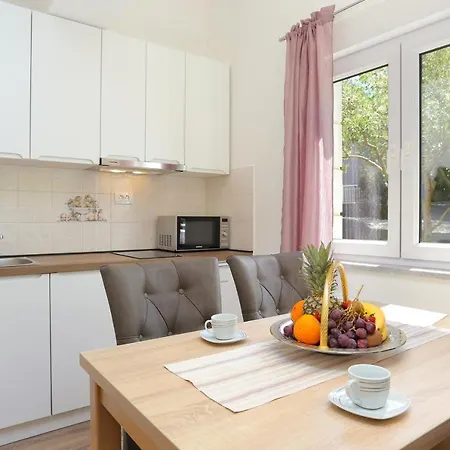 Lägenhet With A Parking Space Okrug Gornji, Ciovo - 19711 Trogir