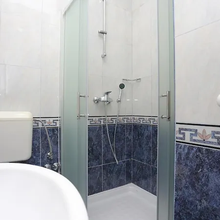 With A Parking Space Okrug Gornji, Ciovo - 19711 Lägenhet *