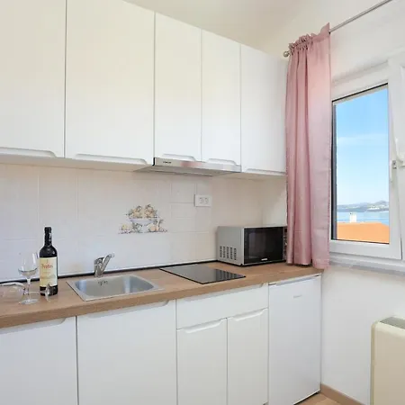 With A Parking Space Okrug Gornji, Ciovo - 19711