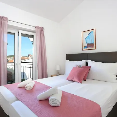 Lägenhet With A Parking Space Okrug Gornji, Ciovo - 19711 *