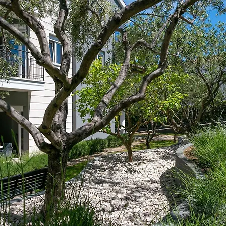 With A Parking Space Okrug Gornji, Ciovo - 19711 * Trogir